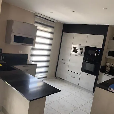 Βίλα Casa Ramysozo Saint-Barthelemy-le-Plain